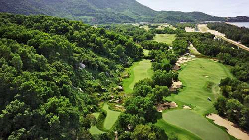 Laguna Lang Co Golf Club