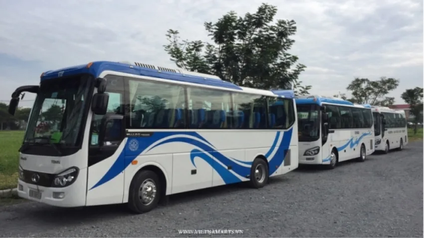 35-Seater Bus Private Guide Tour