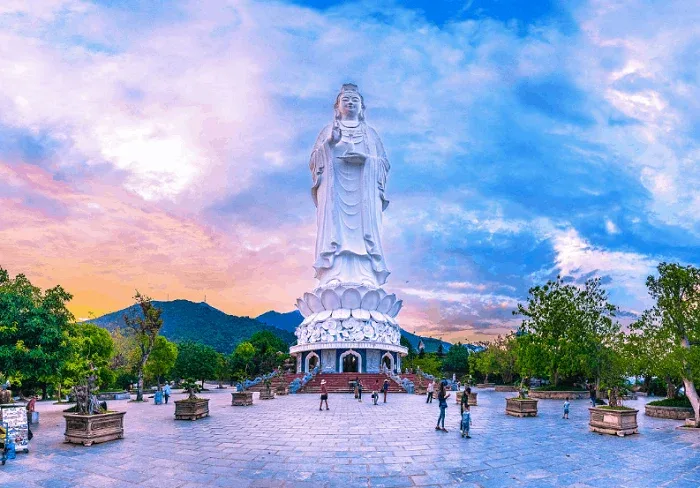 Linh Ung Temple